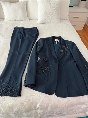 Cinq A Sept Cheyenne Embellished Women's Blazer & Cropped Trouser Suit size 6